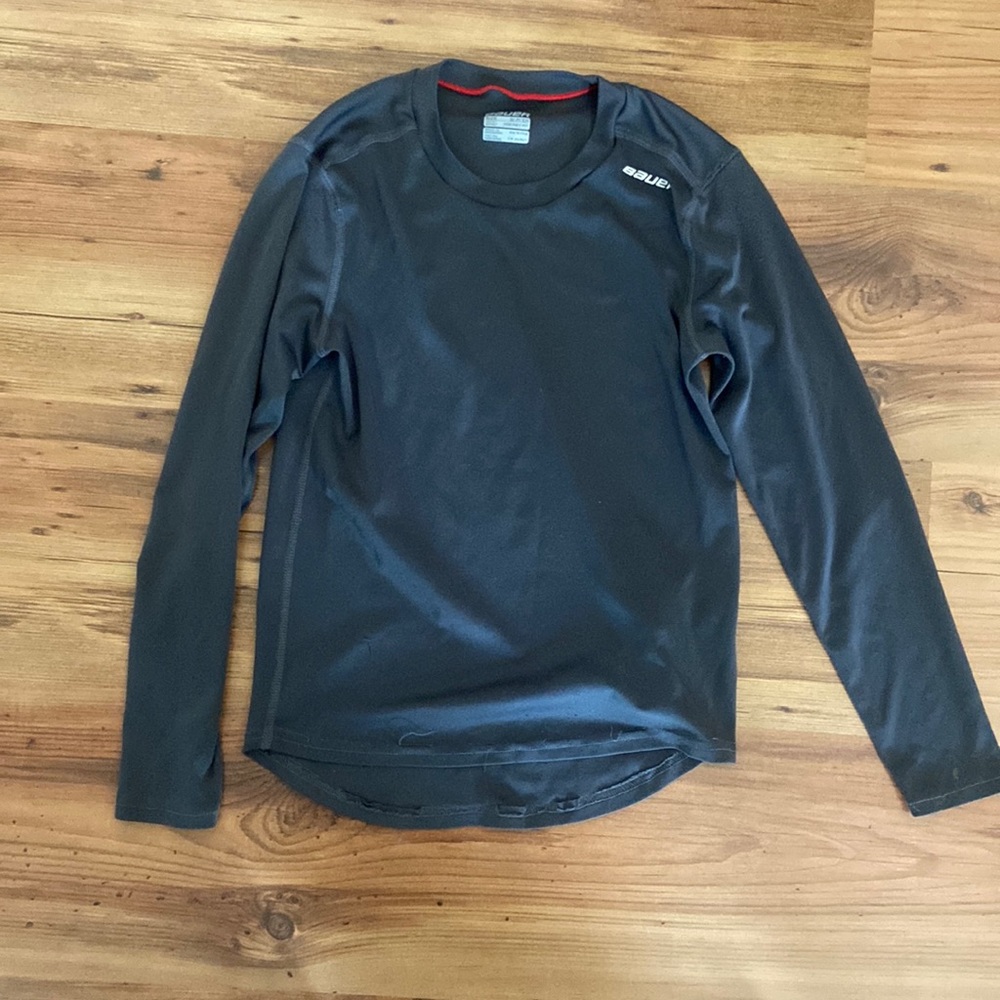 Bauer Hockey Under Shirt Size Small.